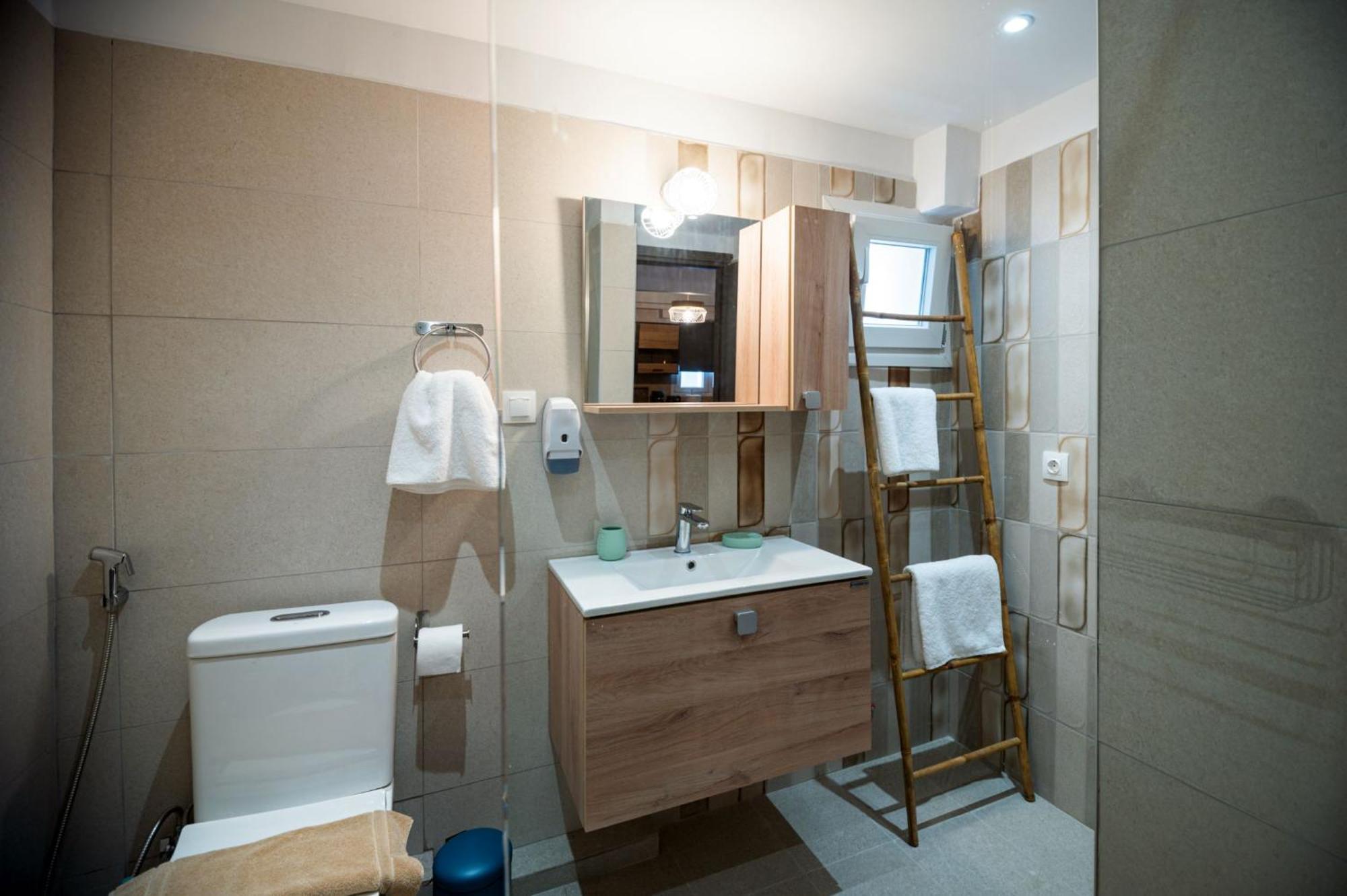 Niki Athens Suites - Urban Apartment In Athens Center Exterior photo